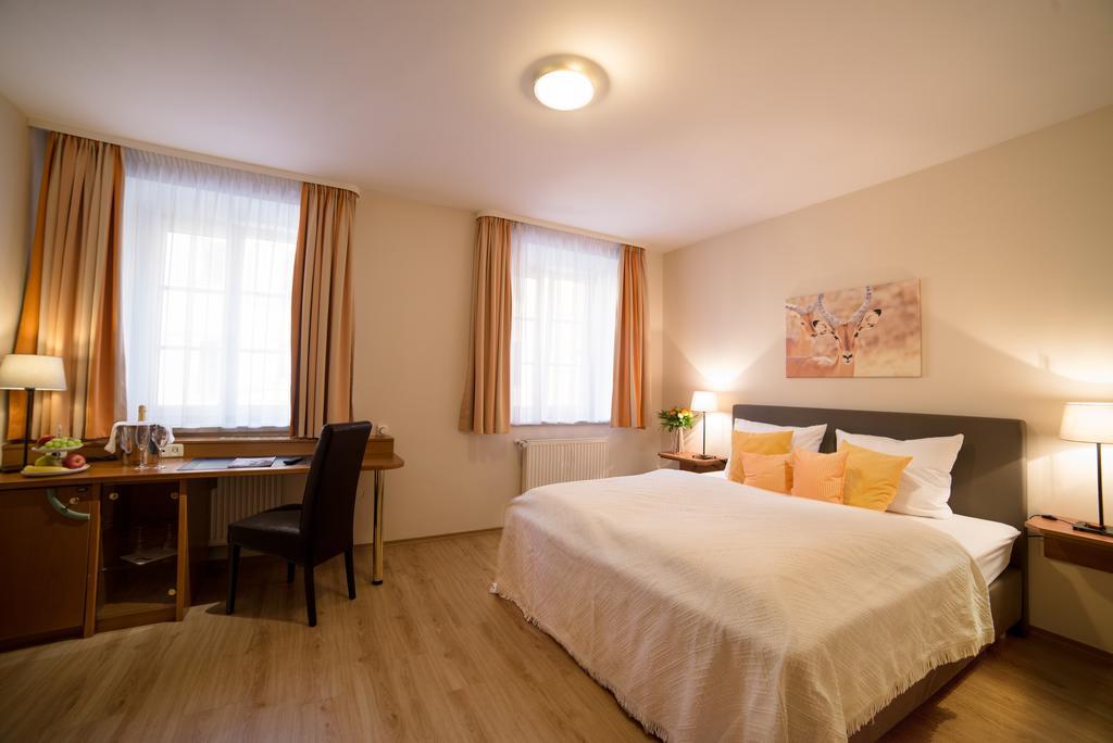 Boardinghouse Pfarrkirchen Hotel Eksteriør billede